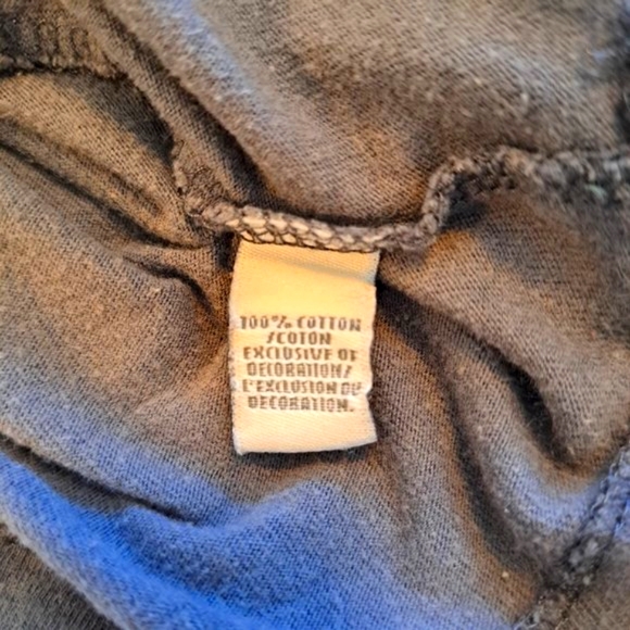 Abercrombie & Fitch Gray Text Graphic Crew Neck Basic Tee Size Medium - Picture 6 of 6